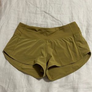 Women’s Lululemon 2.5” Speed Up Low-Rise Lined Shorts - Size 2 - Like New
